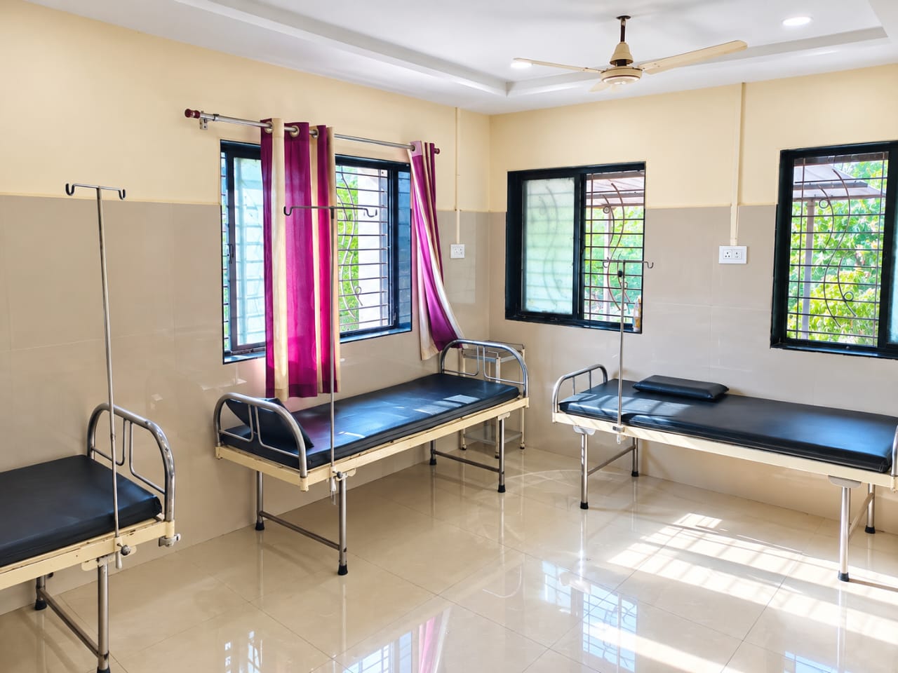 Hospital ward at Shri Seva Hospital